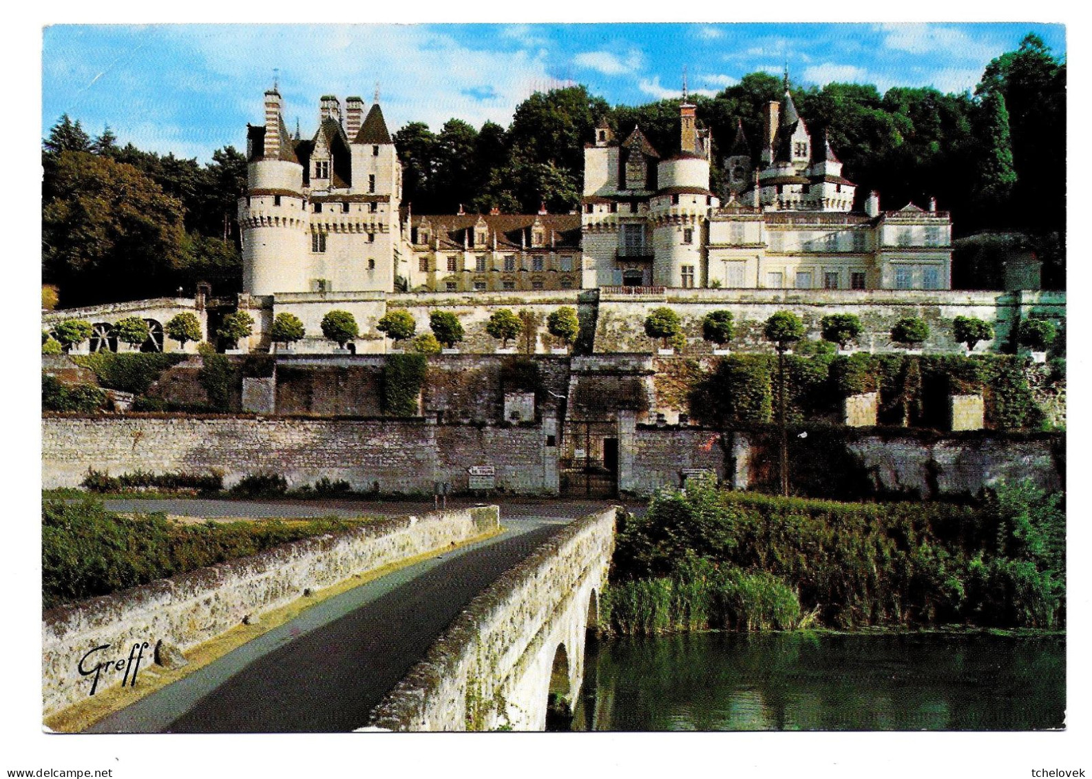 (37). Ussé. (2) Chateau & (1) - Other & Unclassified