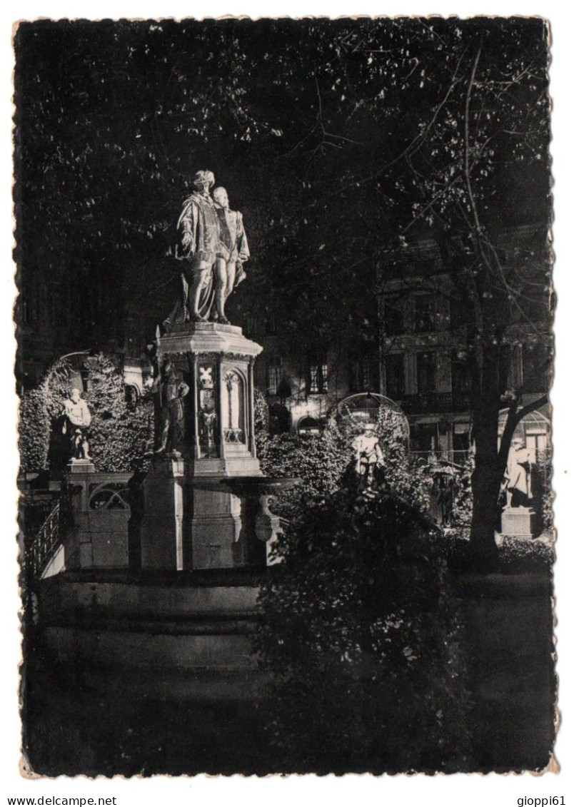 Bruxelles - Piazza Di Petit Sablon - Plätze