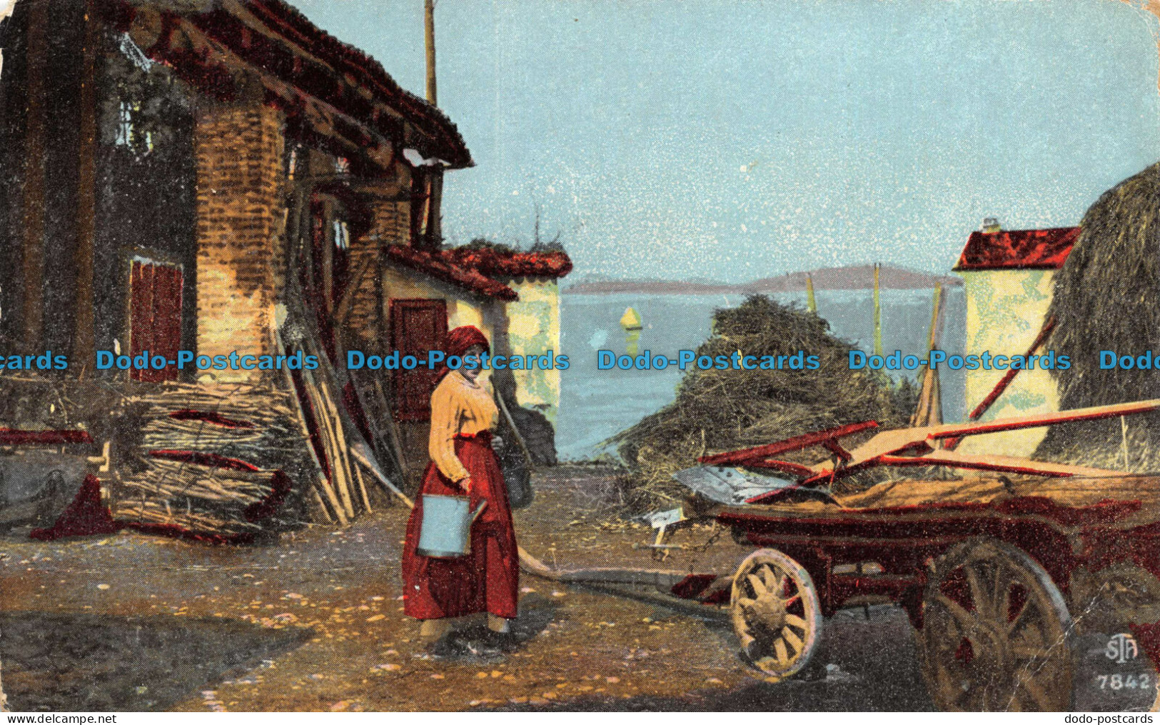 R111196 Old Postcard. Woman Near The House - Welt