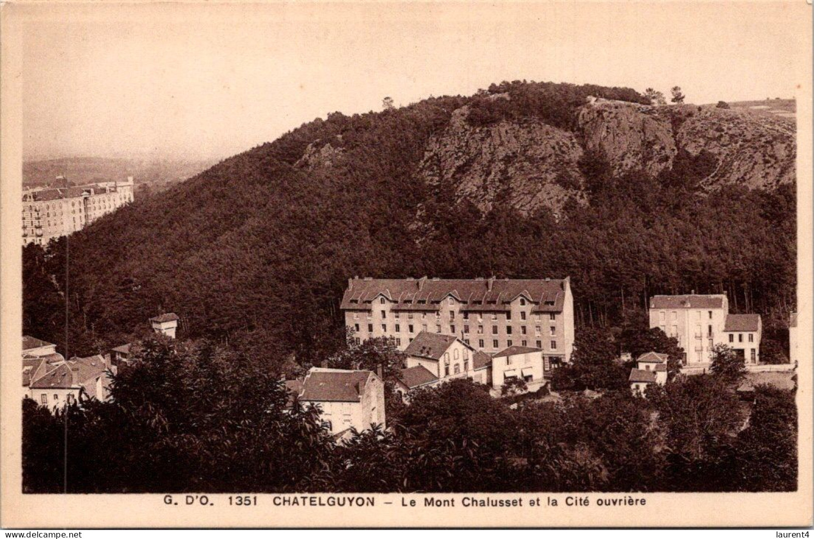 22-5-2024 (5 Z 46) B/w - OLDER - France - Châtel-Guyon - Châtel-Guyon