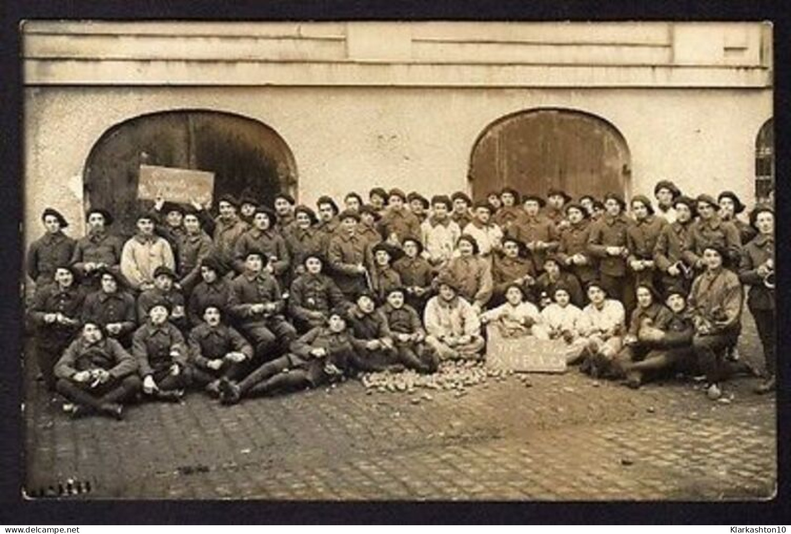 Carte Photo Militaire 538 VIVE LES BLEUS 17 LES 343 Exempts De Pommes - Non Classés