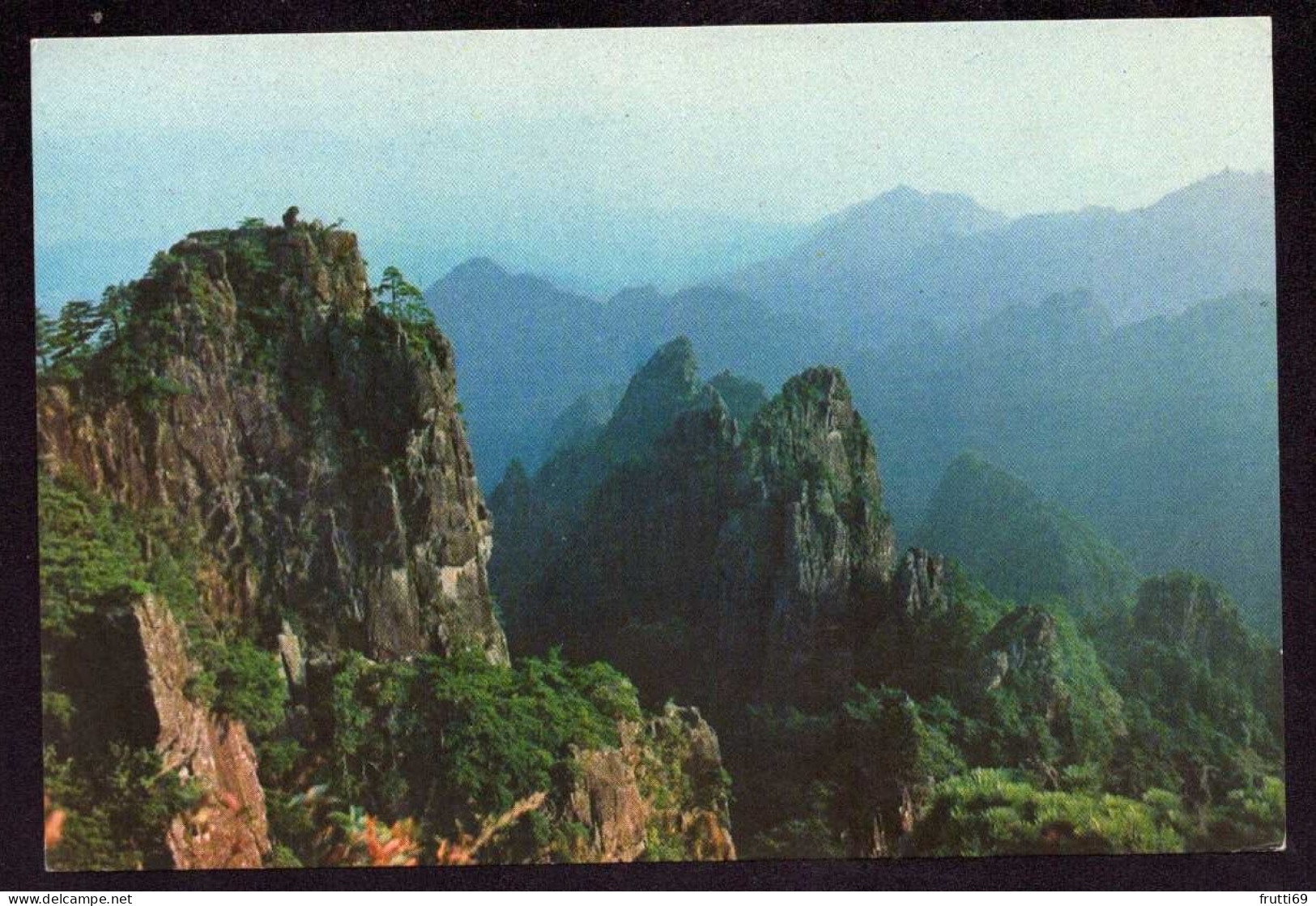 AK 212464 CHINA - Stone Monkey On The Huangshan Mountains - Chine
