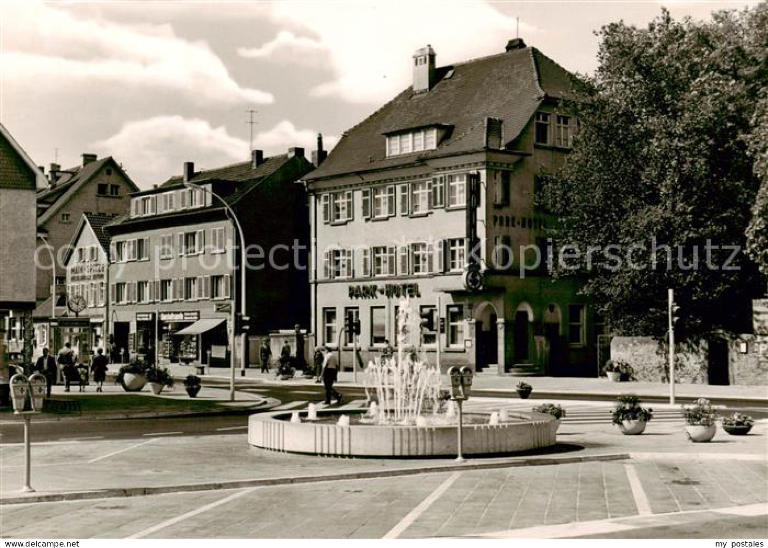 73833291 Ruesselsheim Main Friedensplatz Brunnen Park-Hotel Ruesselsheim Main - Rüsselsheim