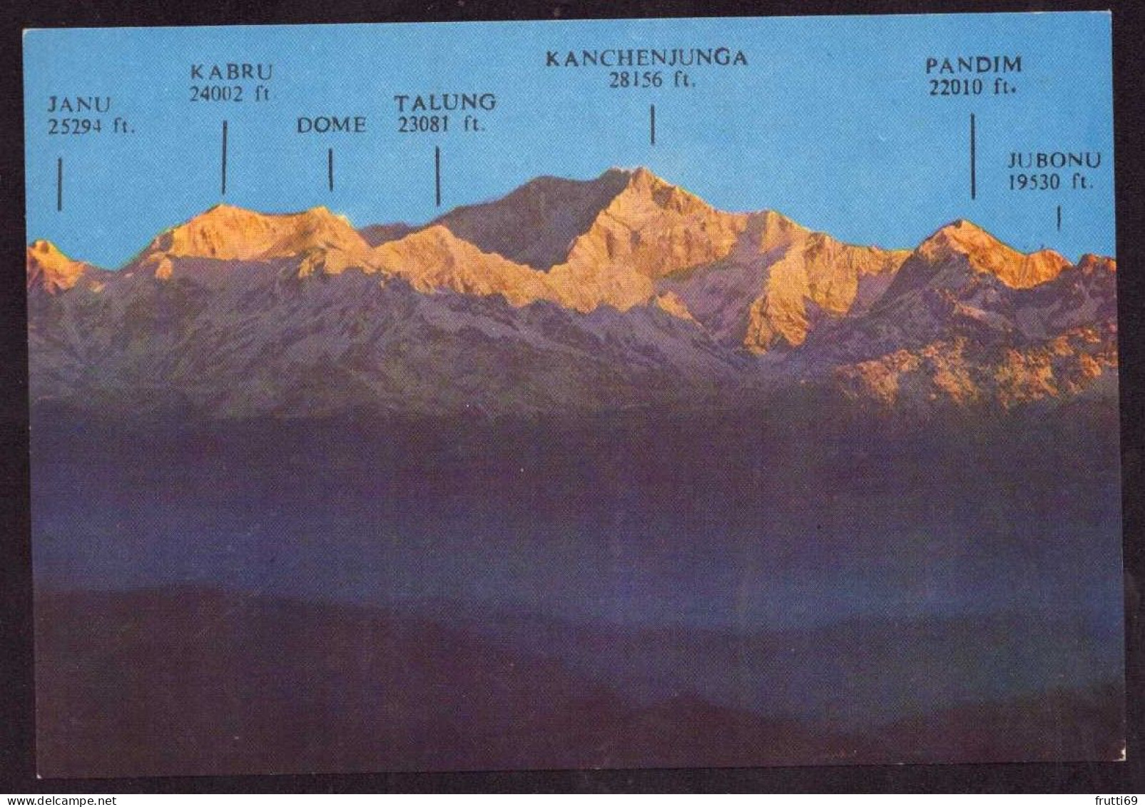 AK 212498 INDIA - Mount Kanchejunga - India