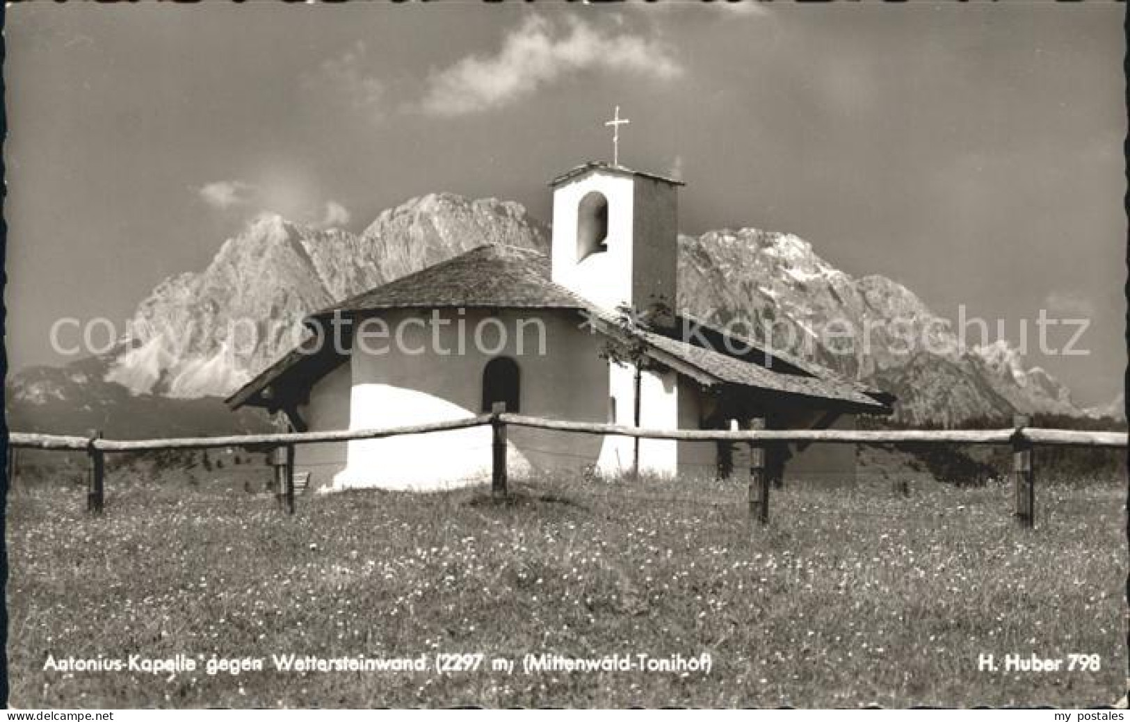 72197811 Mittenwald Karwendel Tirol Antonius Kapelle Mit Wettersteinwand Karwend - Sonstige & Ohne Zuordnung