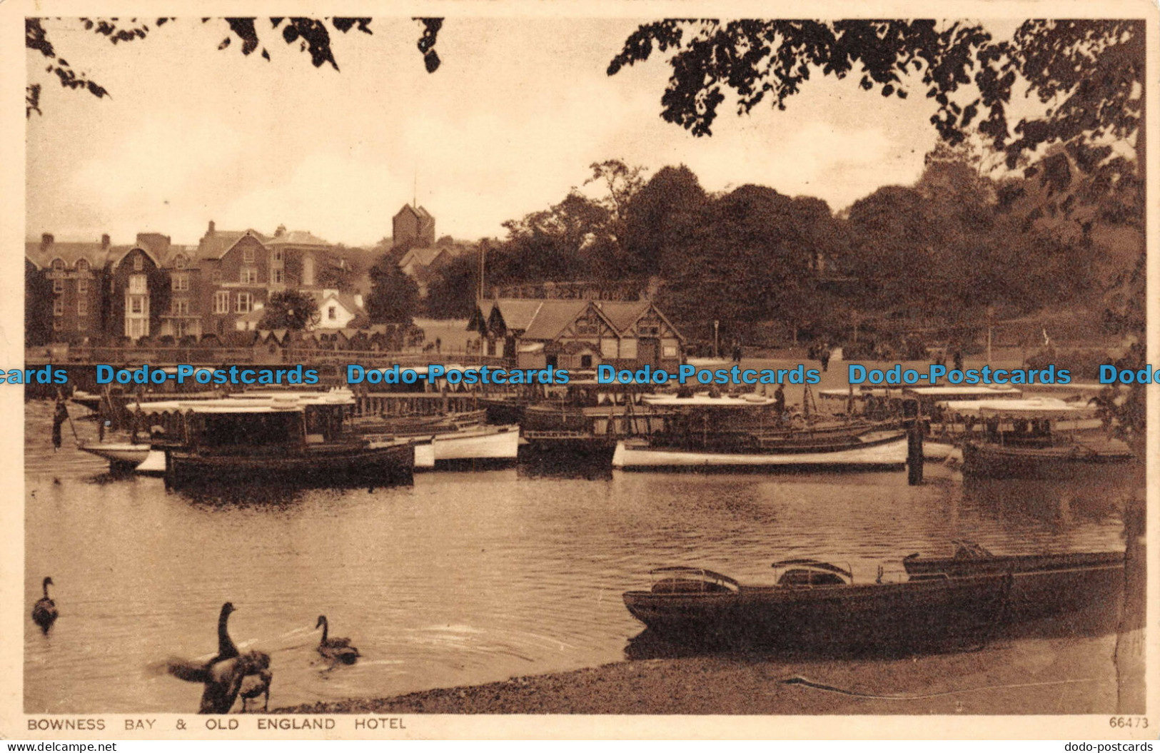 R110954 Bowness Bay And Old England Hotel. Photochrom - Welt