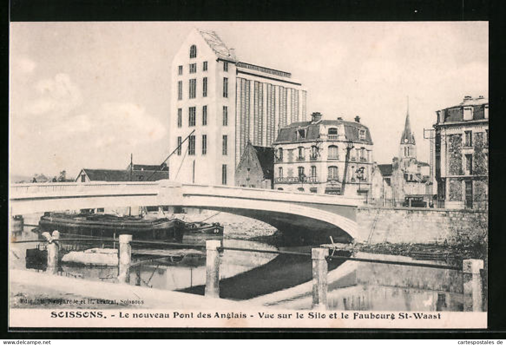 CPA Soissons, Le Nouveau Pont Des Anglais, Vue Sur Le Silo Et Le Faubourg St-Waast  - Soissons