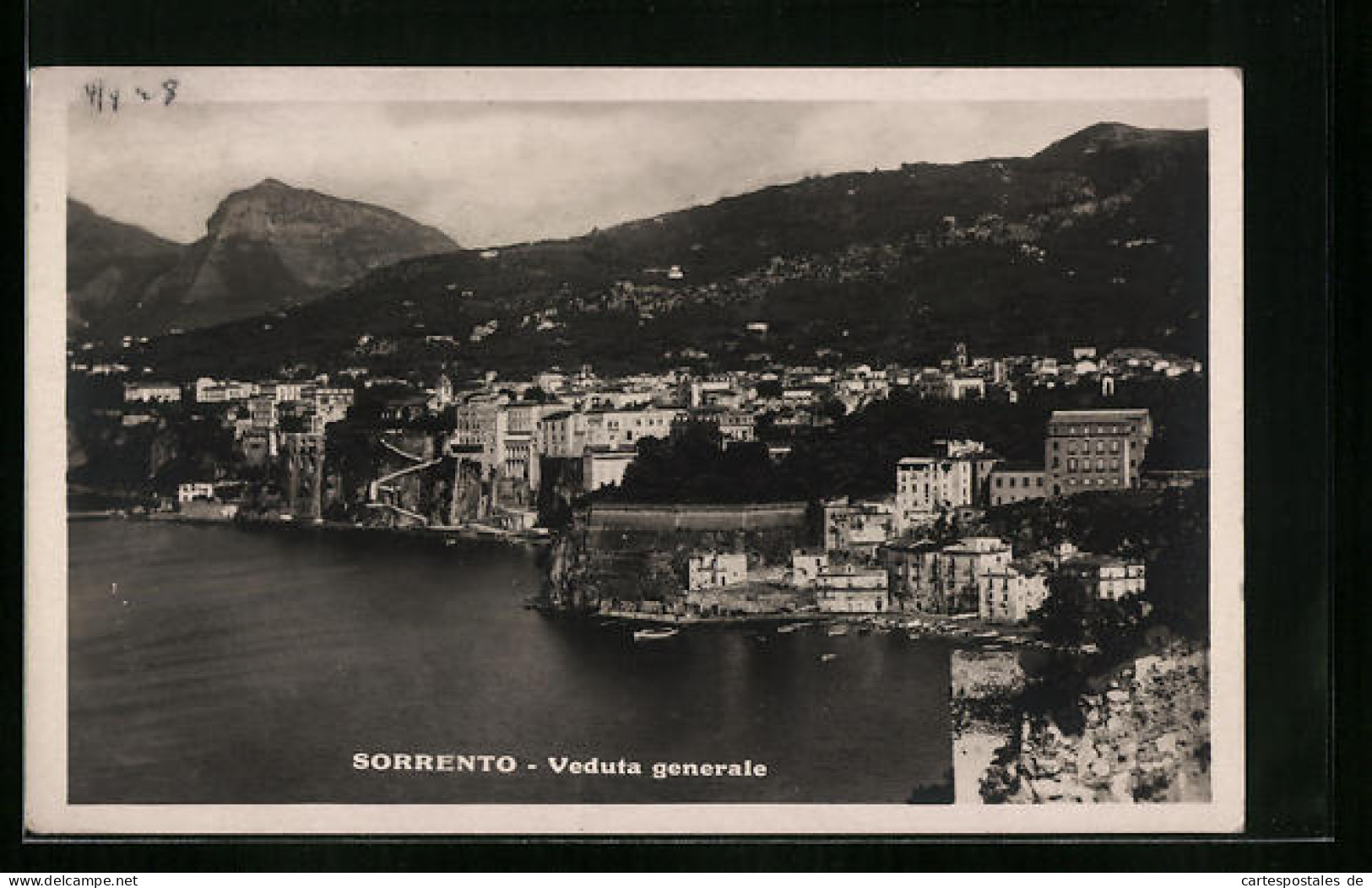 Cartolina Sorrento, Veduta Generale  - Autres & Non Classés