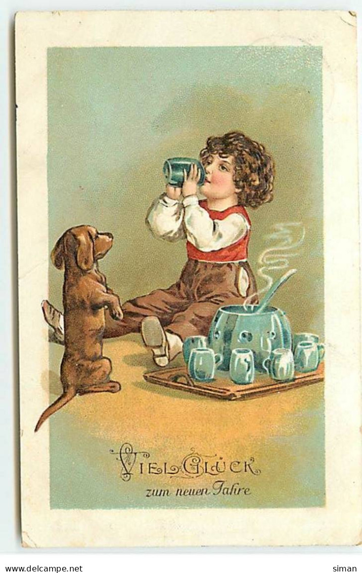 N°21830 - Carte Gaufrée - Teckel Faisant Le Beau Devant Un Garçon Buvant - New Year