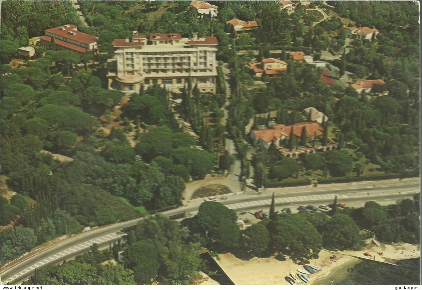 Maison Familiale Du Val D'Esquières - Vue Générale - La Résidence - Le Pavillon - La Plage - (P) - Les Issambres