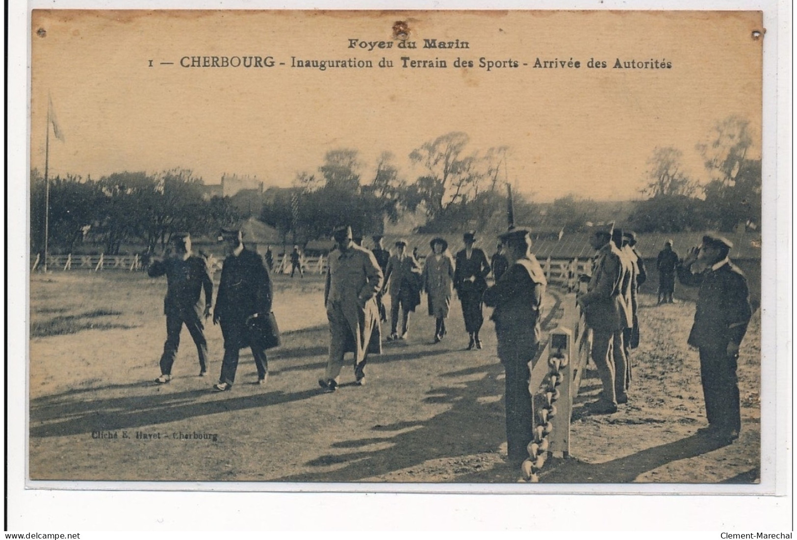 CHERBOURG : Inauguration Du Terrain Des Sports Arrivée Des Autorités - Etat - Cherbourg