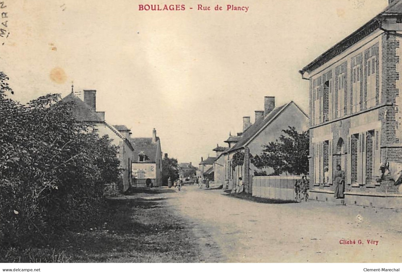 BOULAGES : Rue De Plancy - Tres Bon Etat - Autres & Non Classés