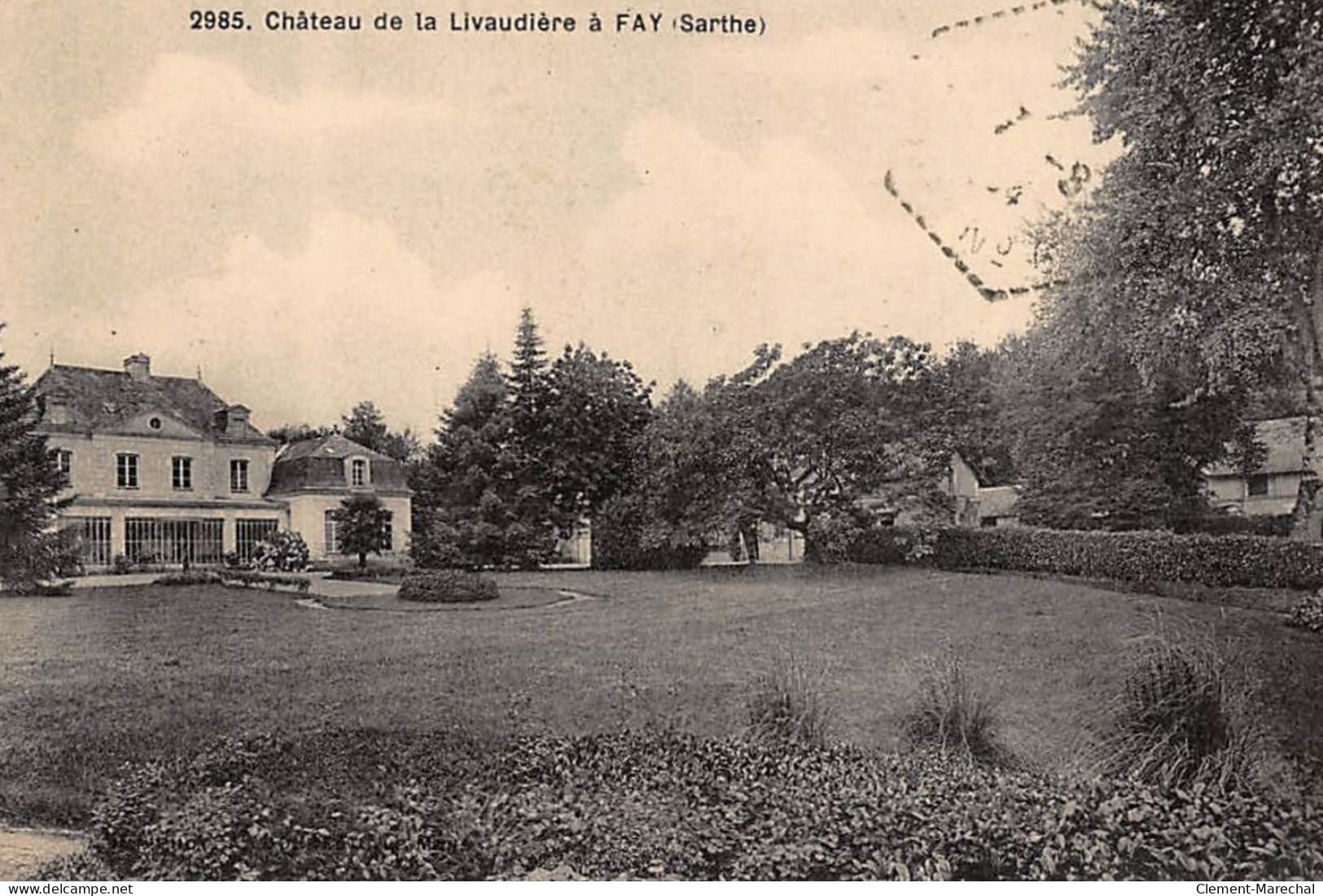 FAY : Chateau De Livaudiere - Tres Bon Etat - Sonstige & Ohne Zuordnung