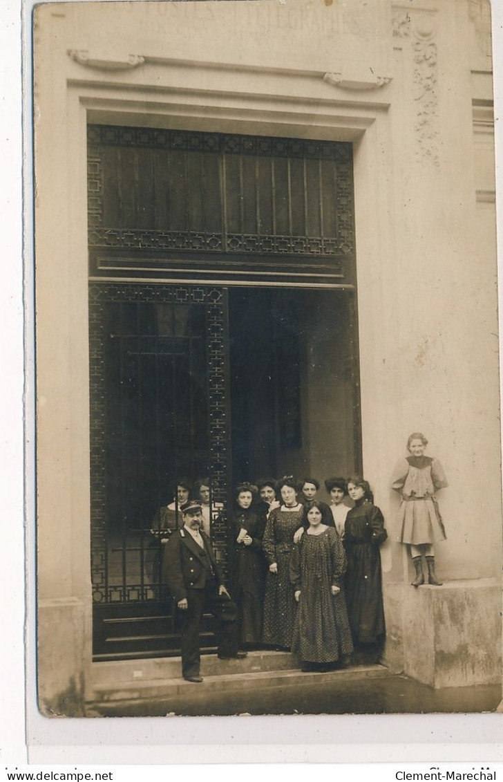 CARTE PHOTO A LOCALISER : Paris(?) Groupe De Femme - Tres Bon Etat - Fotos