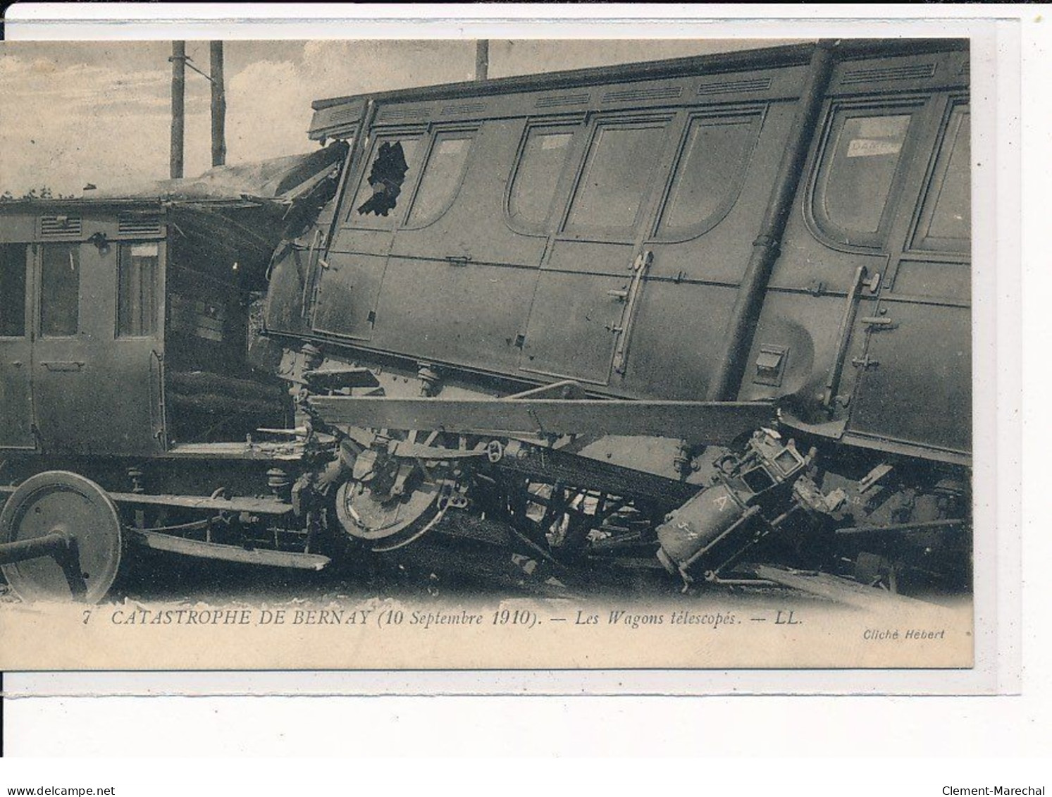 BERNAY : La Catastrophe De 1910, Les Wagons Télescopés - Très Bon état - Bernay