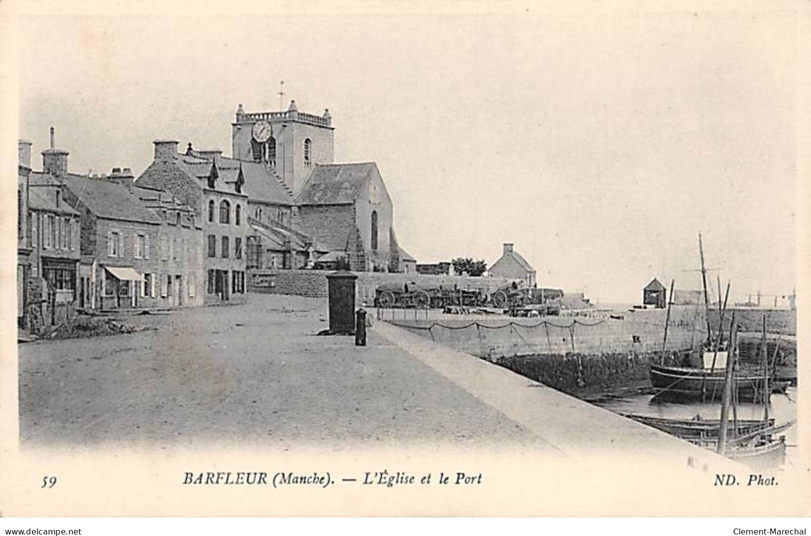 BARFLEUR - L'Eglise Et Le Port - Très Bon état - Barfleur