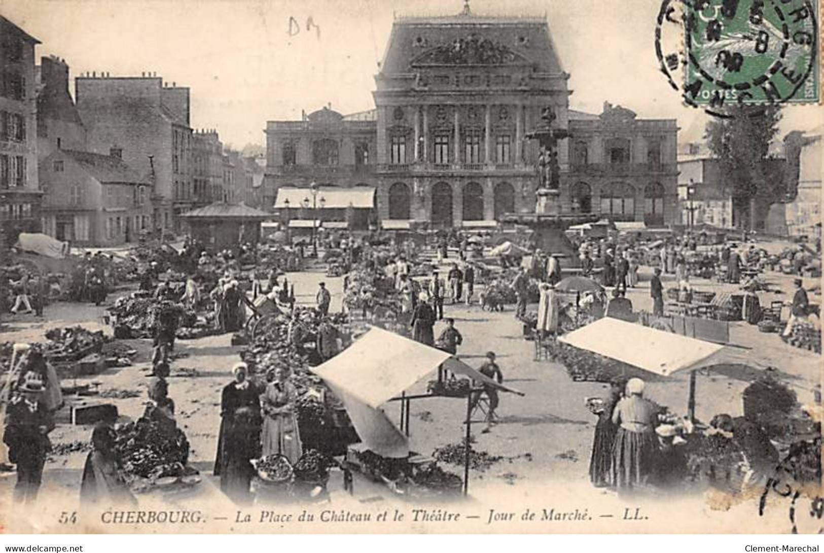 CHERBOURG - La Place Du Château Et Le Théâtre - Jour De Marché - état - Cherbourg