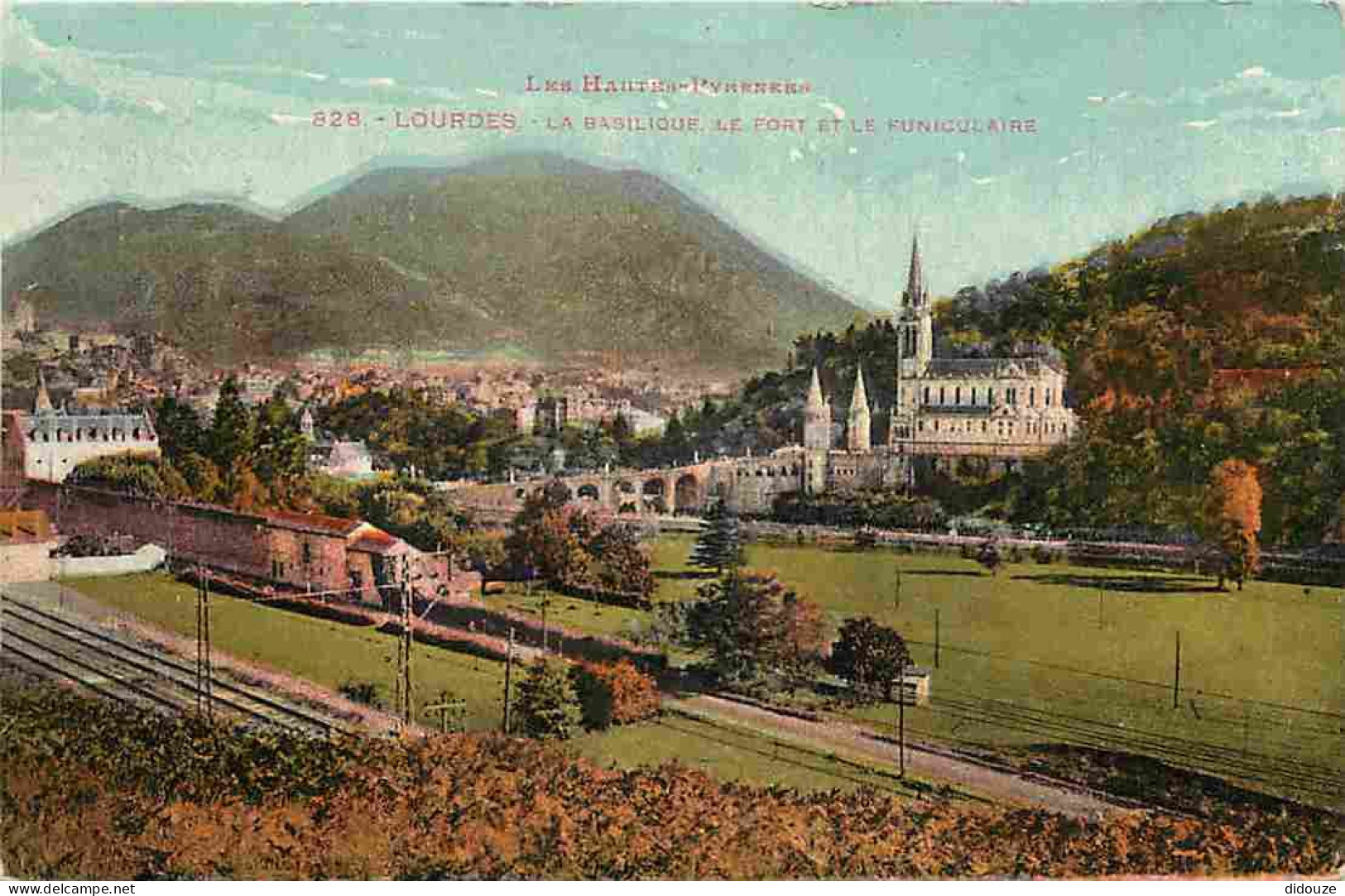 65 - Lourdes - Ville Connue Pour Son Pèlerinage Chrétien - CPA - Voir Scans Recto-Verso - Lourdes