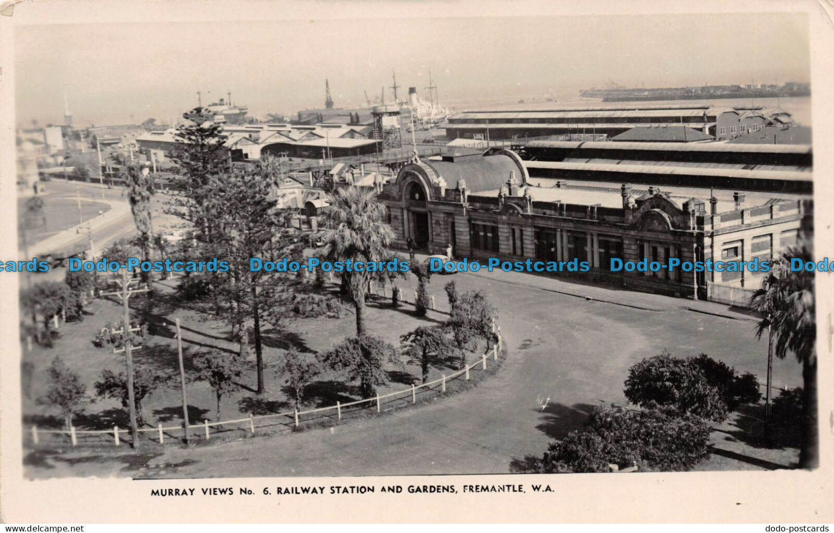 R133840 Railway Station And Gardens Fremantle. W. A. Murray Views. No 6. RP. 192 - Monde