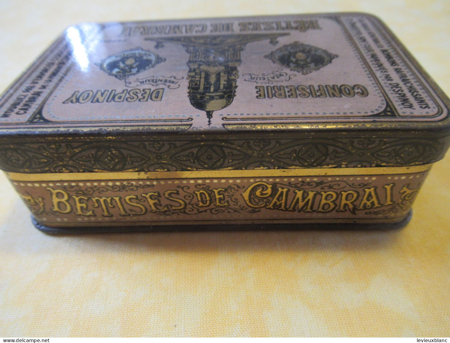 Boite Métallique Ancienne /Confiserie/Bêtises De CAMBRAI/Confiserie DESPINOY/NORD/Dessert Digestif/ MI- XXéme    BFPP338 - Dozen