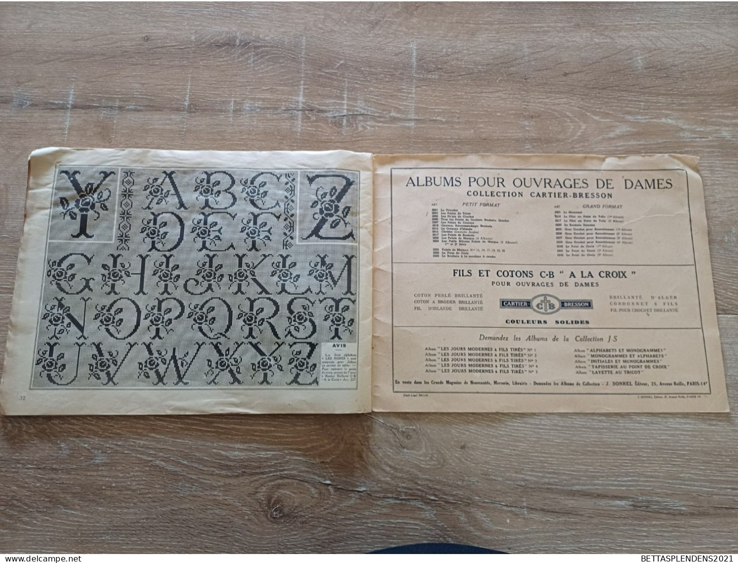MONOGRAMMES - Album contenant des Modèles d'Alphabet - Collection J.S. - Broderie