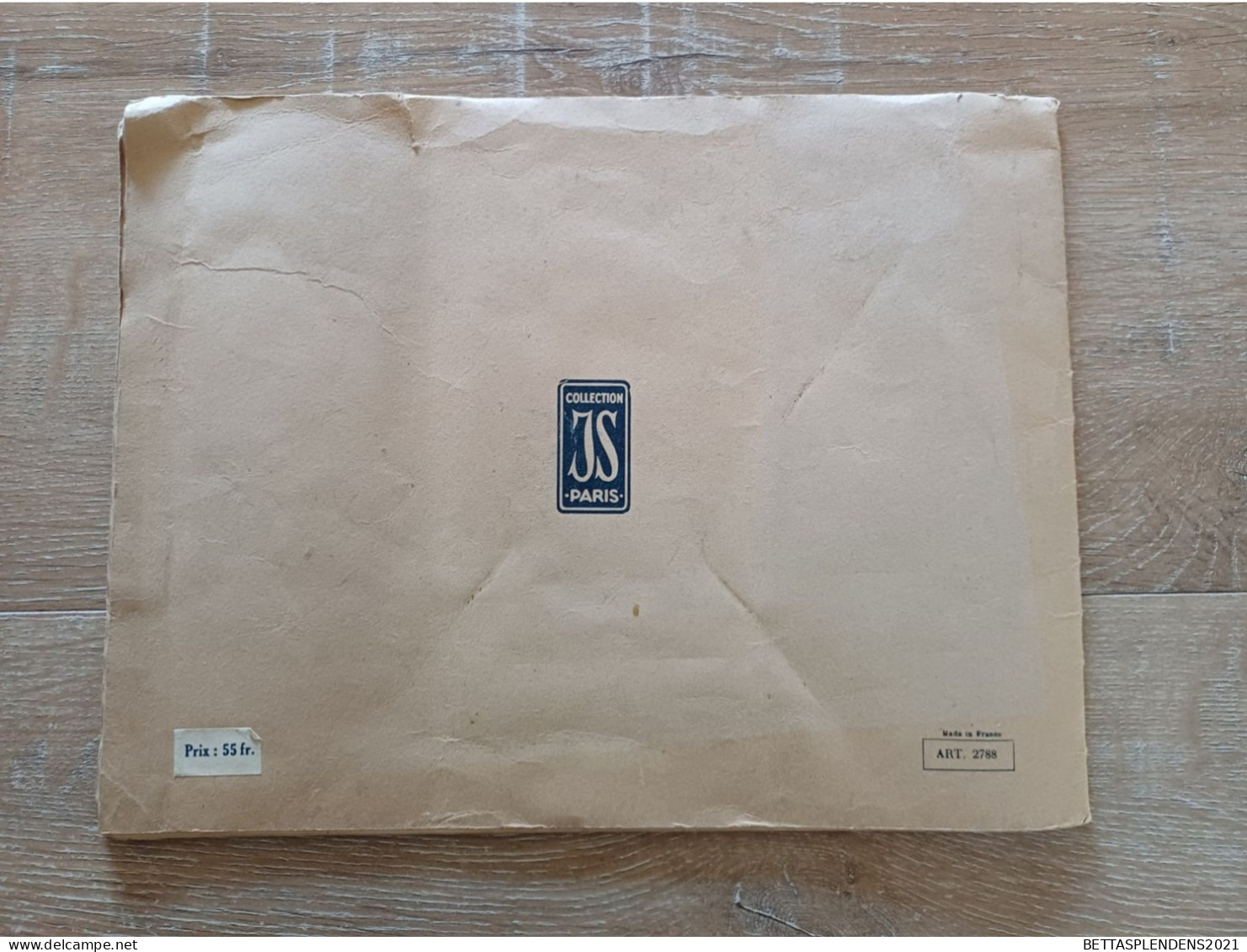 MONOGRAMMES - Album contenant des Modèles d'Alphabet - Collection J.S. - Broderie