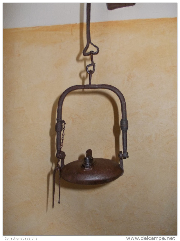 - Ancienne Lampe De Mineur. Rave - - Outils Anciens