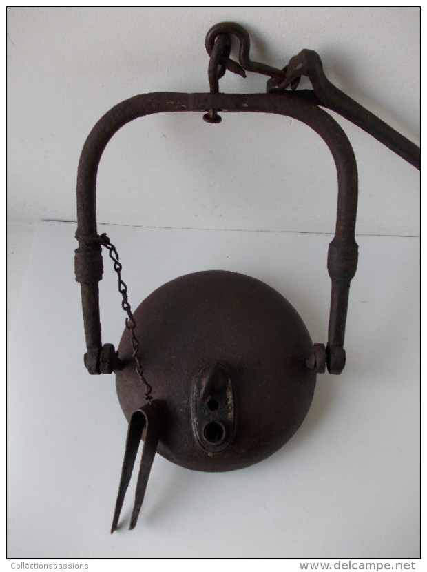 - Ancienne Lampe De Mineur. Rave - - Outils Anciens