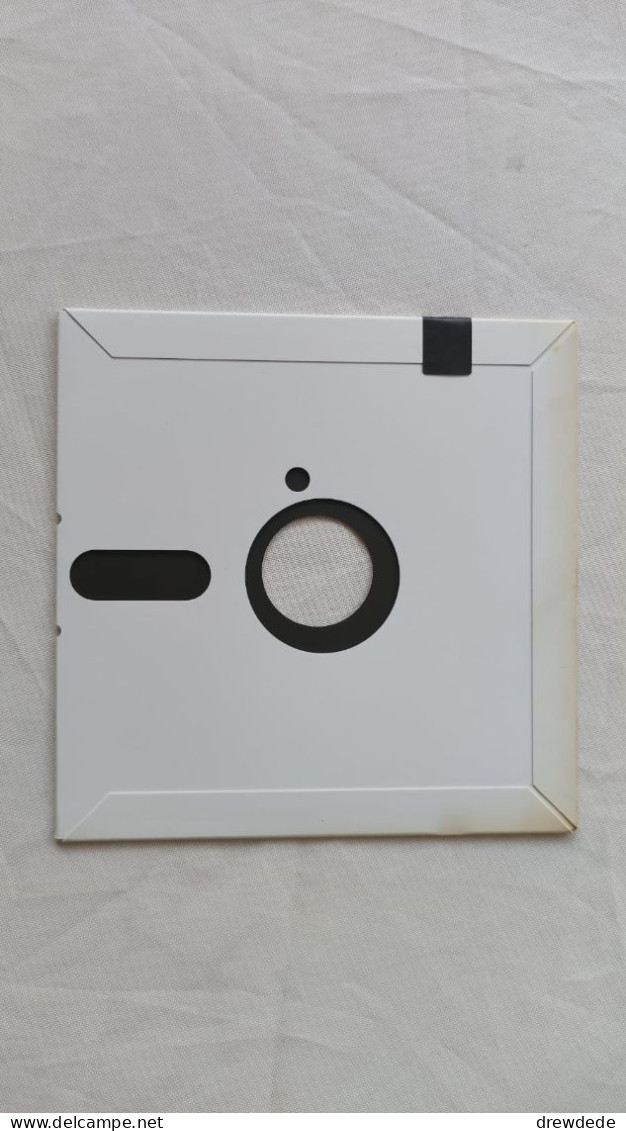 Seven 5,25" MD2HD Floppy disks with Windows 1.03 and Utilities