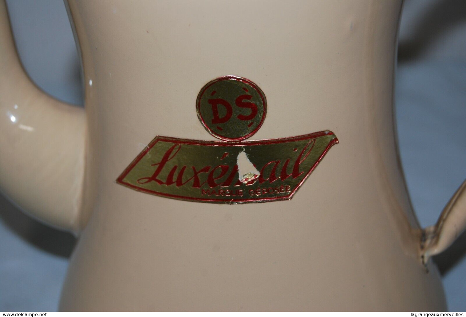 C197 Ancienne Cafetière - Luxémail - Beige - Autres & Non Classés