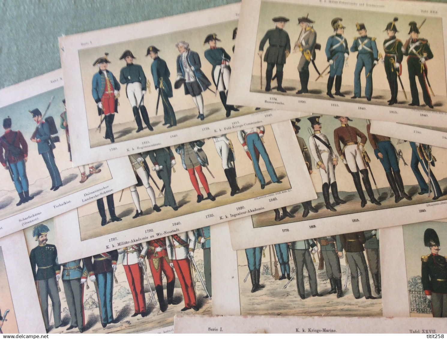 Lot Anciennes Planches Gravures Illustrations Uniformes Armées Militaire Allemagne Deutschland /19 éme / - Uniforms