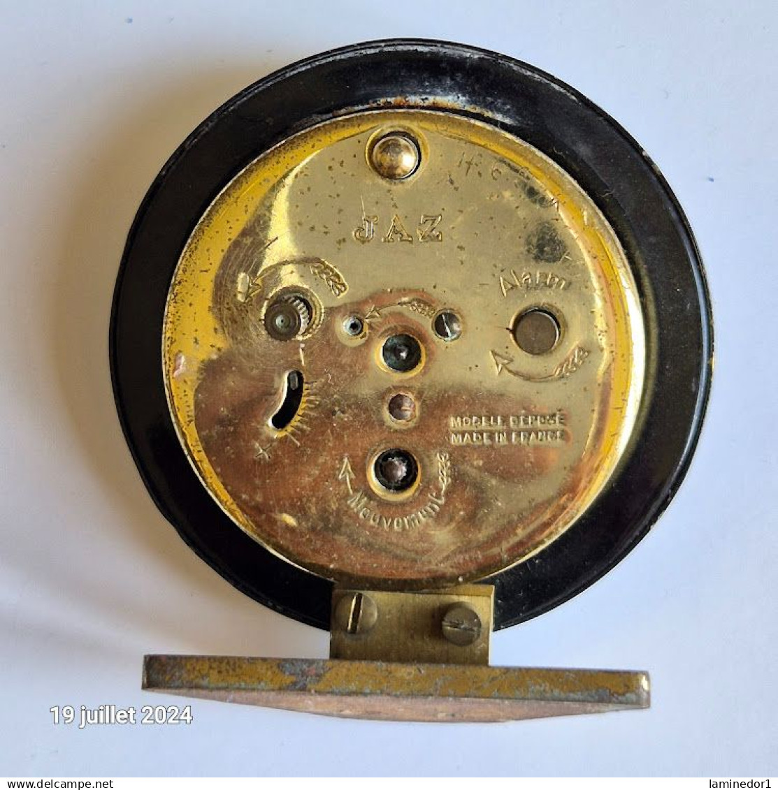 élégant Petit Réveil Mécanique à Remonter Vintage Signé Jaz., Made In France - Alarm Clocks