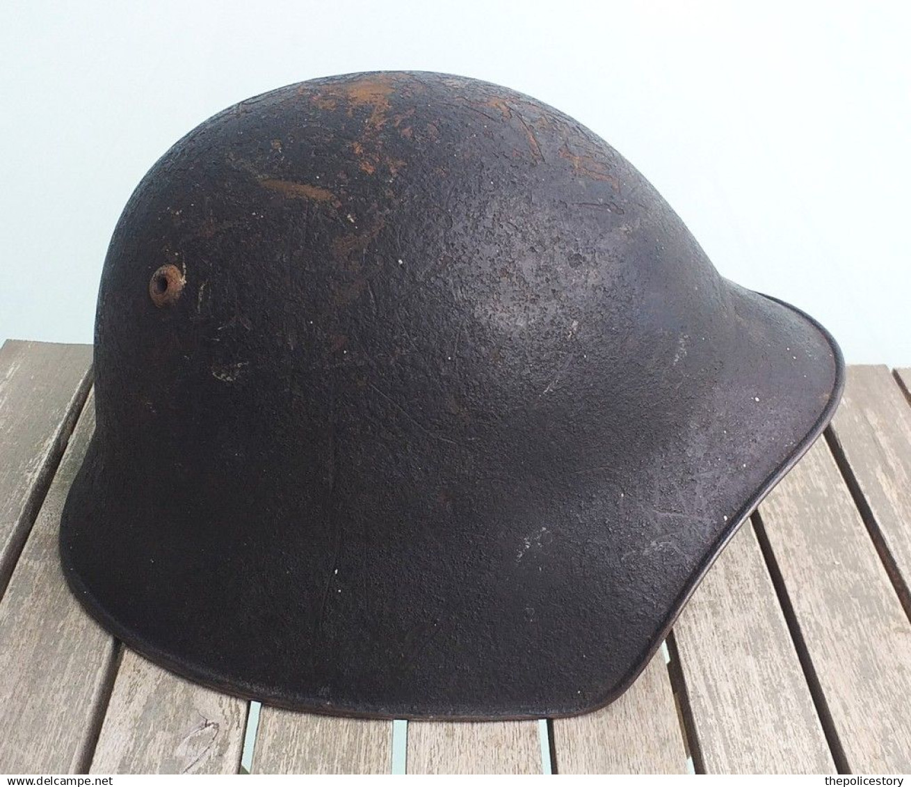 Elmetto svizzero M1918 colore nero originale e completo