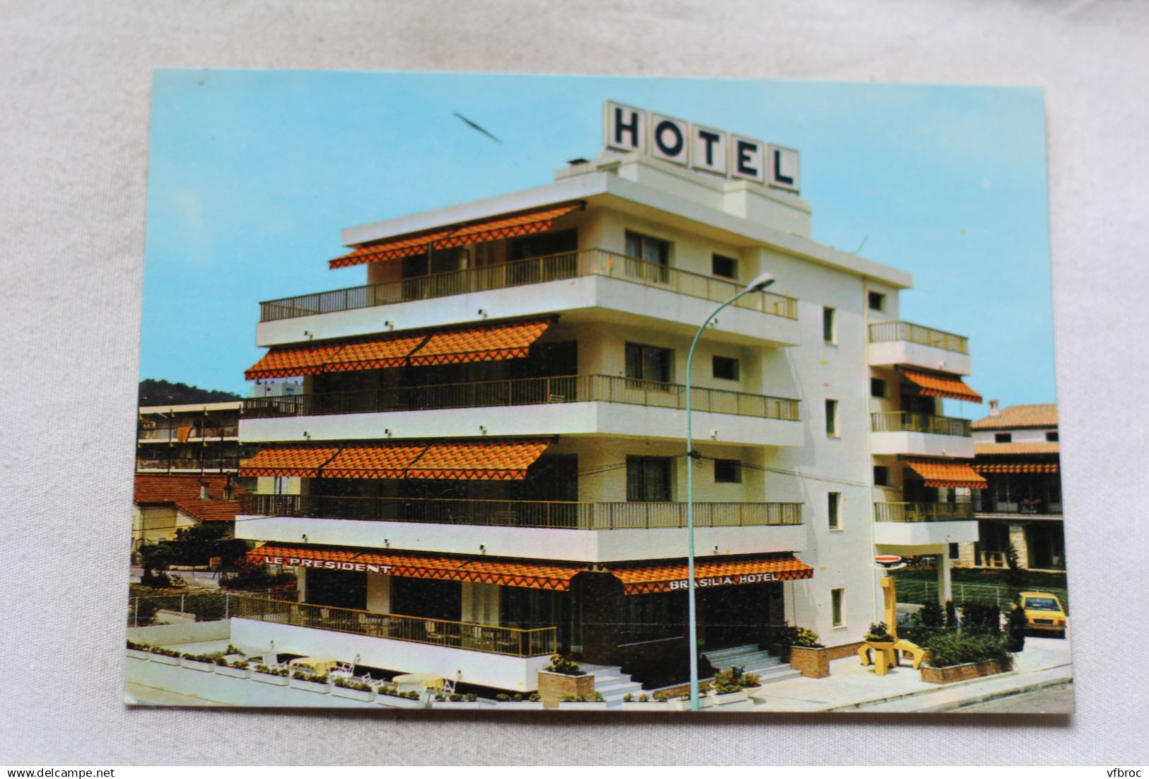 Cpm, Cagnes Sur Mer, Hôtel Brasilia, Alpes Maritimes 06 - Cagnes-sur-Mer