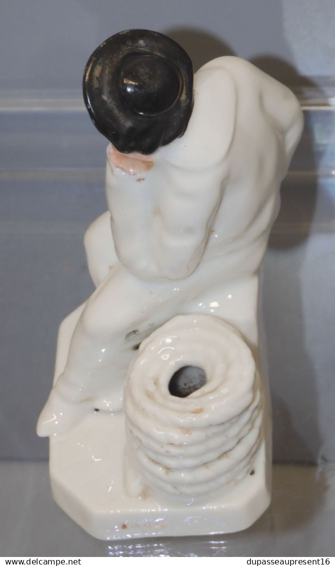 - ANCIEN ENCRIER PORTE PLUME PORCELAINE XIXe COLLECTION déco bureau Vitrine    E