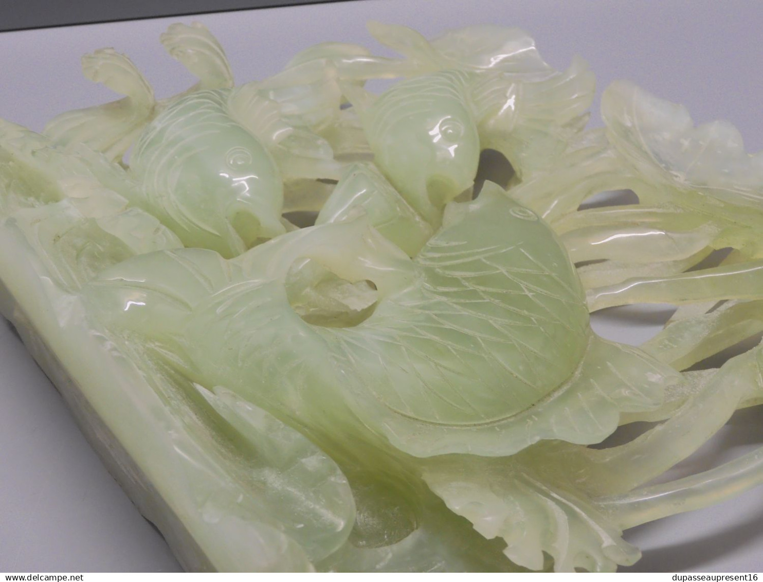 -EXCEPTIONNEL SUJET CARPE KOÏ PIERRE DURE COULEUR JADE JADEITE ORIENT CHINE    E