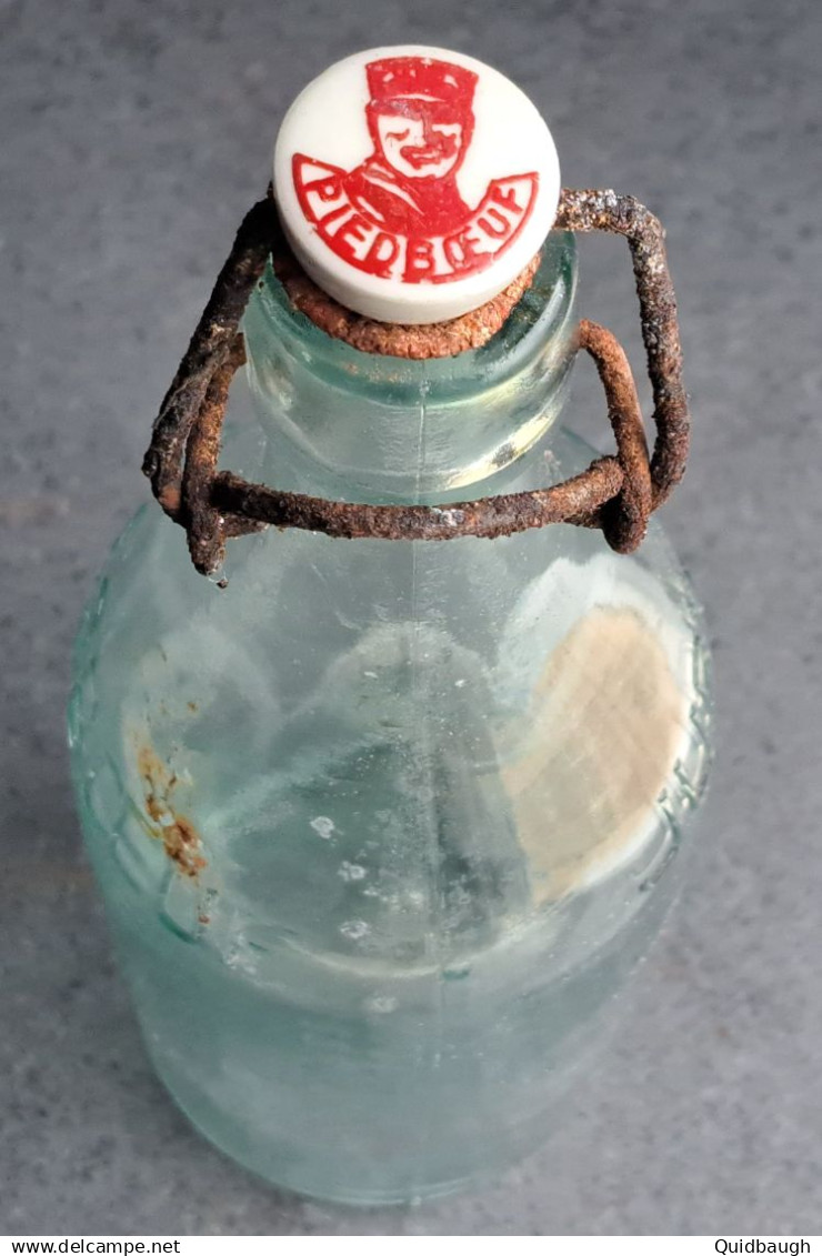 Très ancienne bouteille Piedboeuf Jupille 1957