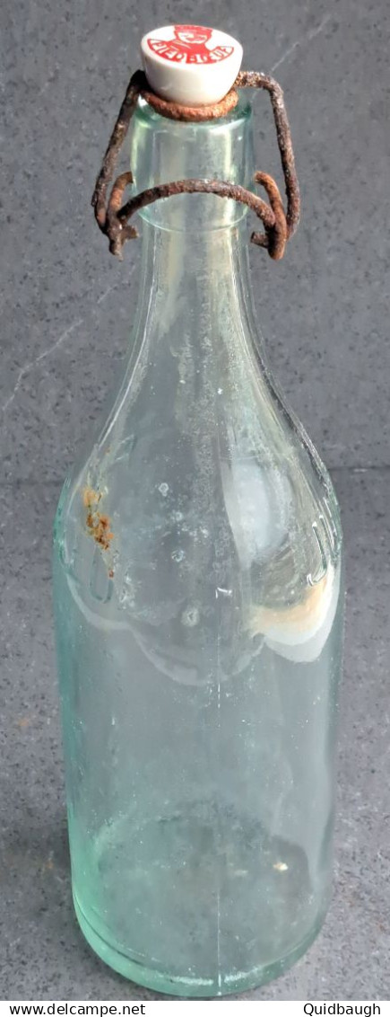 Très ancienne bouteille Piedboeuf Jupille 1957