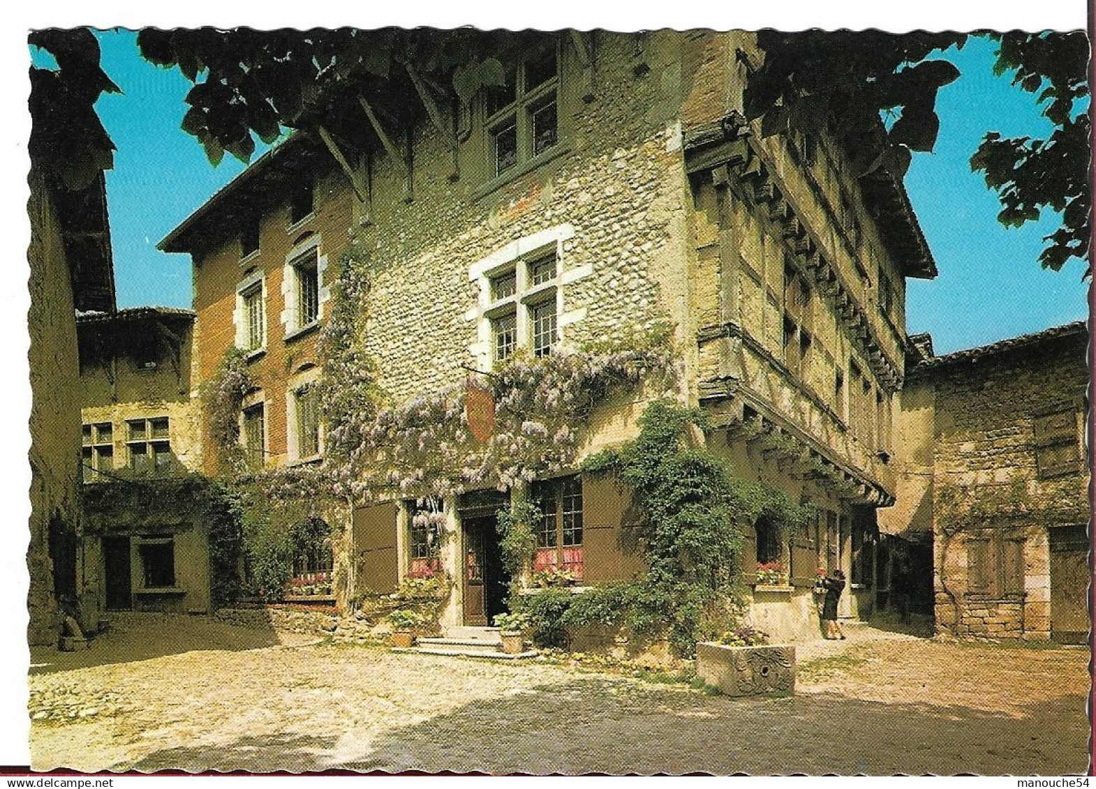 LOT DE 10 CPSM DE PEROUGES