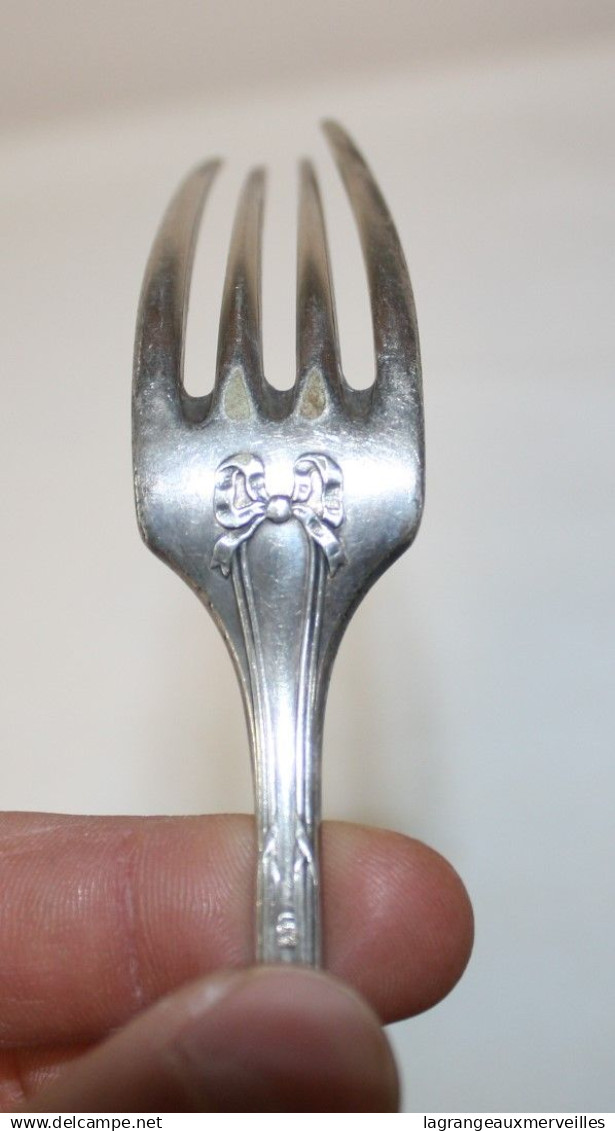 C289  Ancienne Fourchette LOUIS XVI - Cucchiai