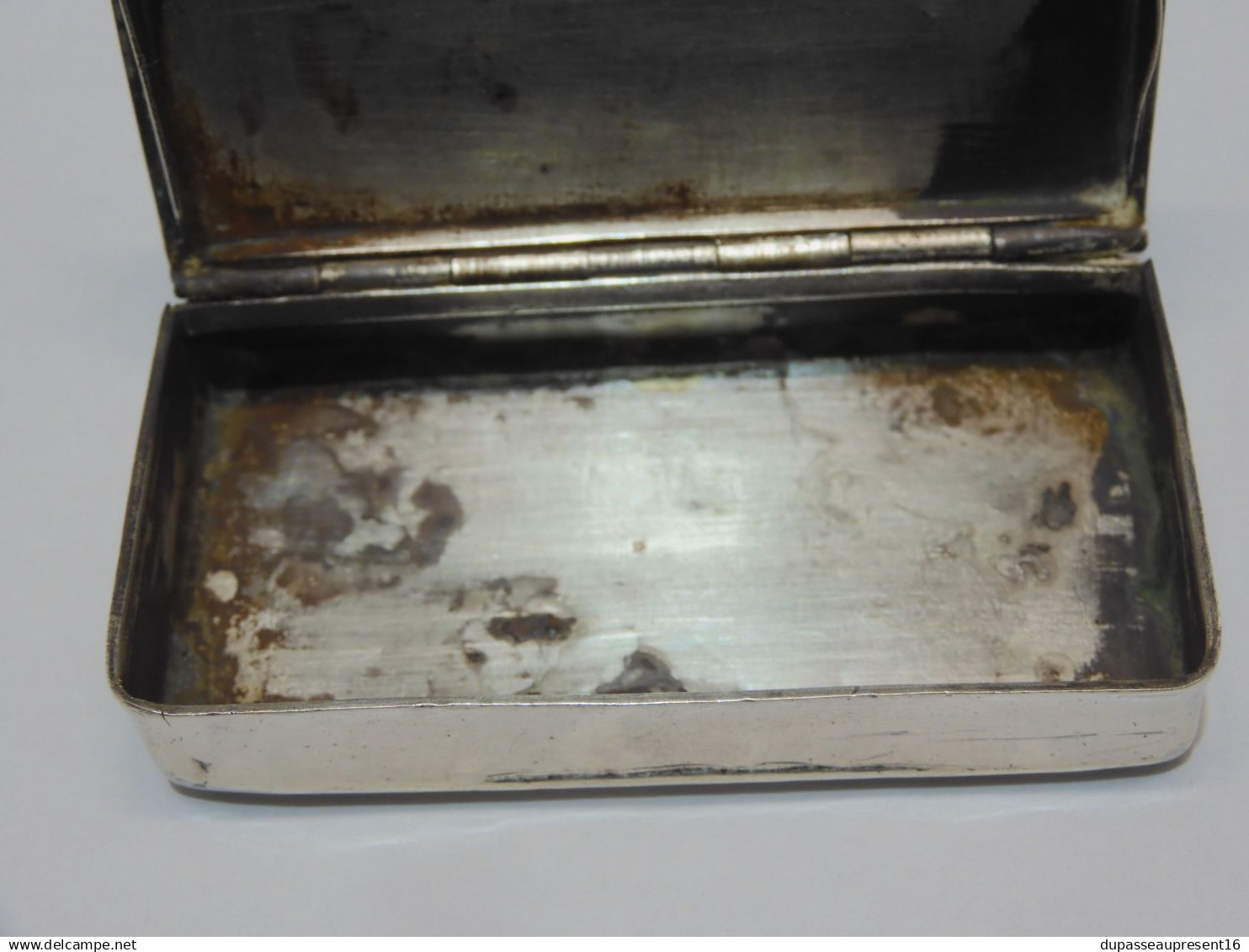 -BELLE TABATIERE ARGENT Guilloché XIXe CARTOUCHE VIERGE poinçon MINERVE       E