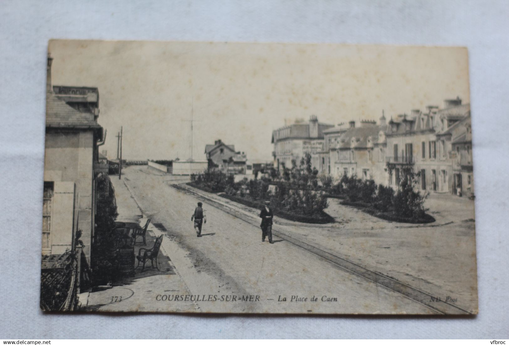 P527, Courseulles Sur Mer, La Place De Caen, Calvados 14 - Courseulles-sur-Mer