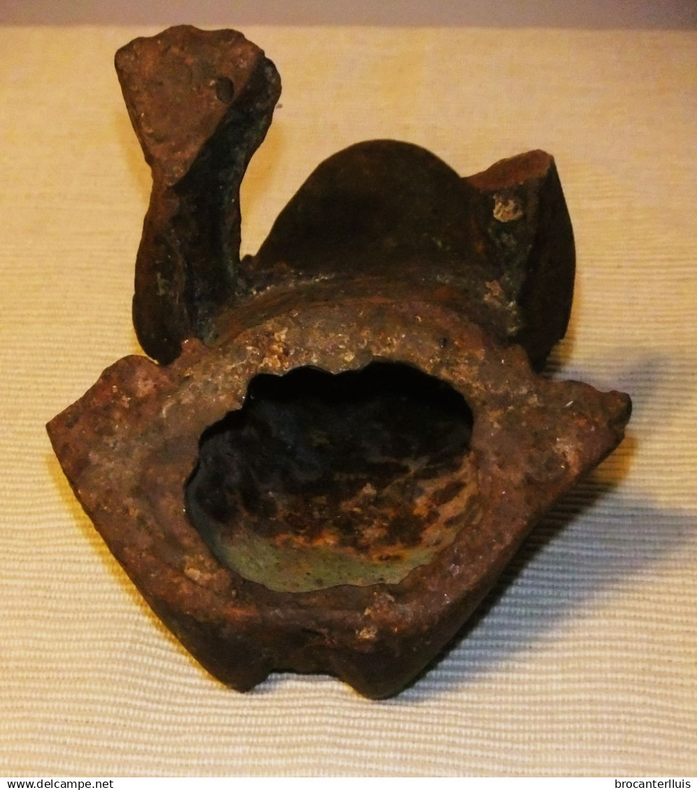 ANTIGUA RANA DE HIERRO FUNDIDO SURTIDOR DE FUENTE