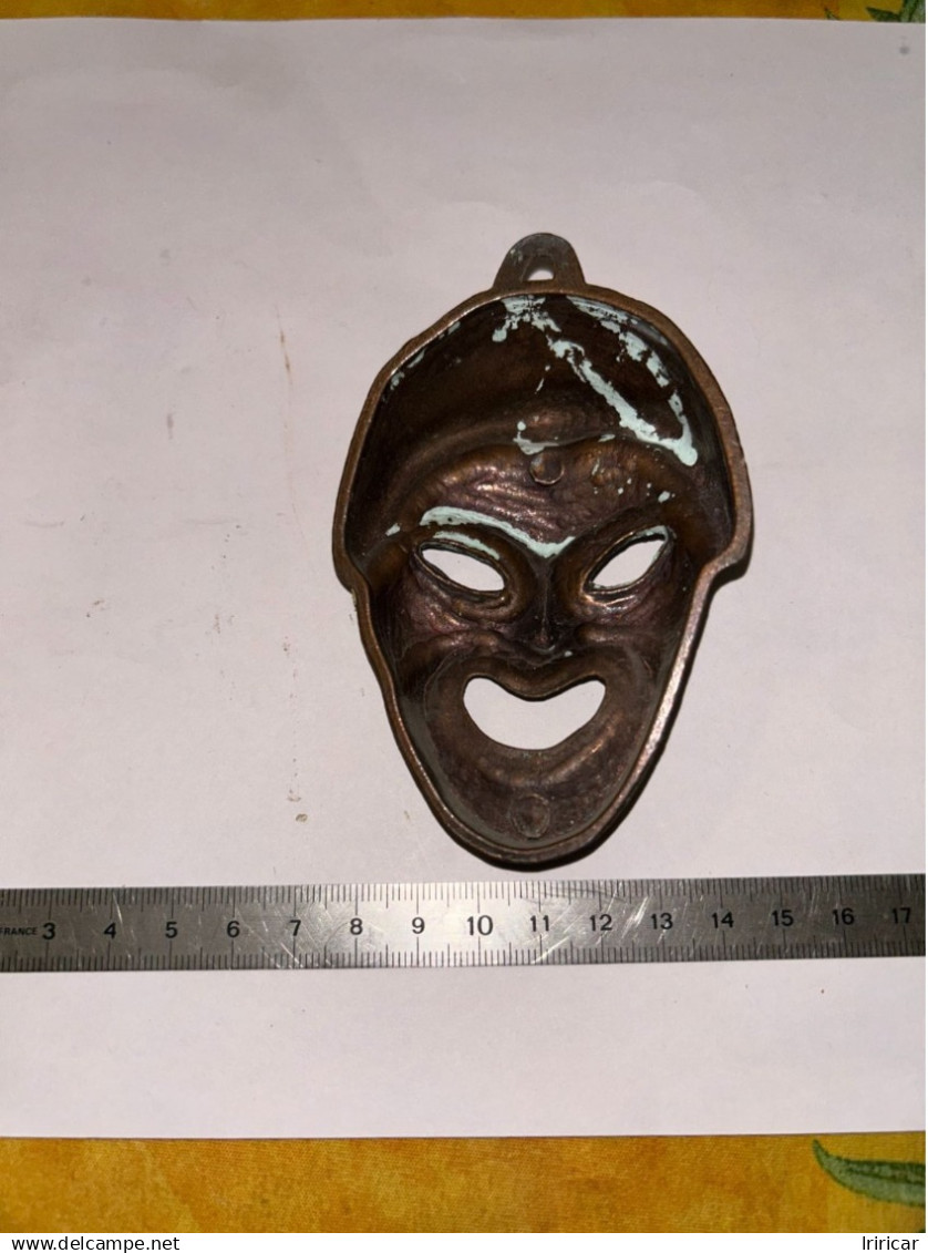 Masque En Laiton , Oxydé - Altri & Non Classificati