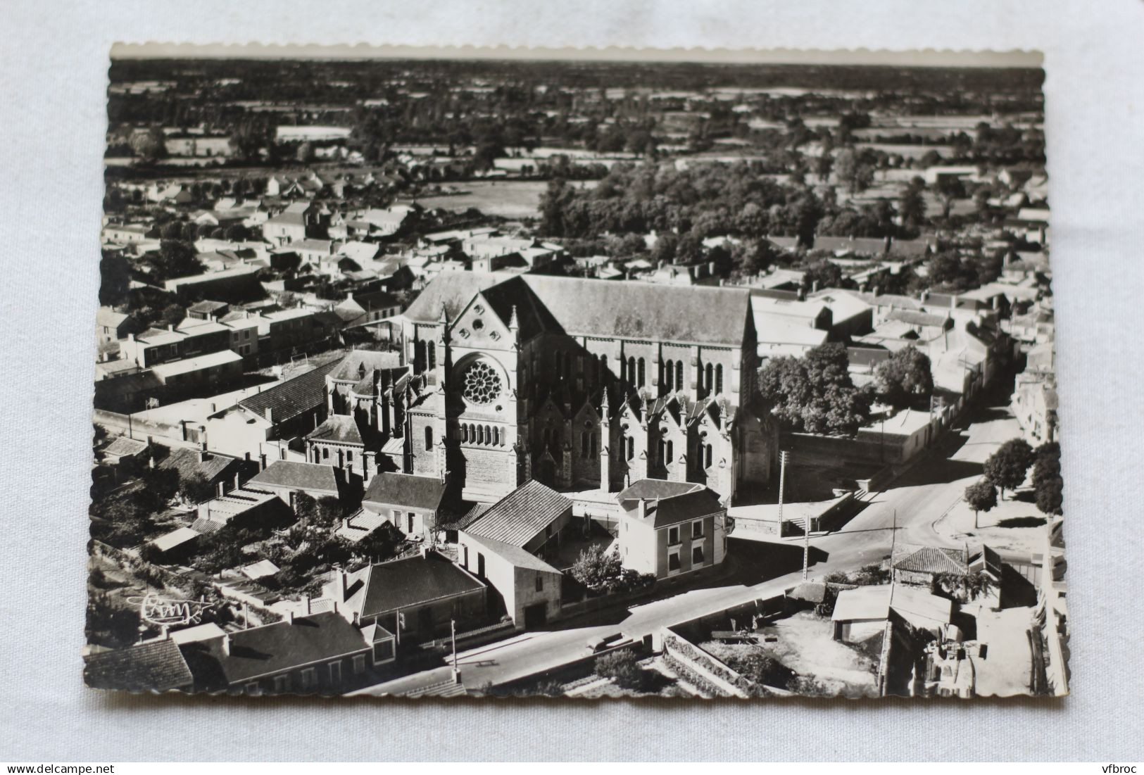 Cpm 1957, Challans, Vue Aérienne, L'église, Vendée 85 - Challans
