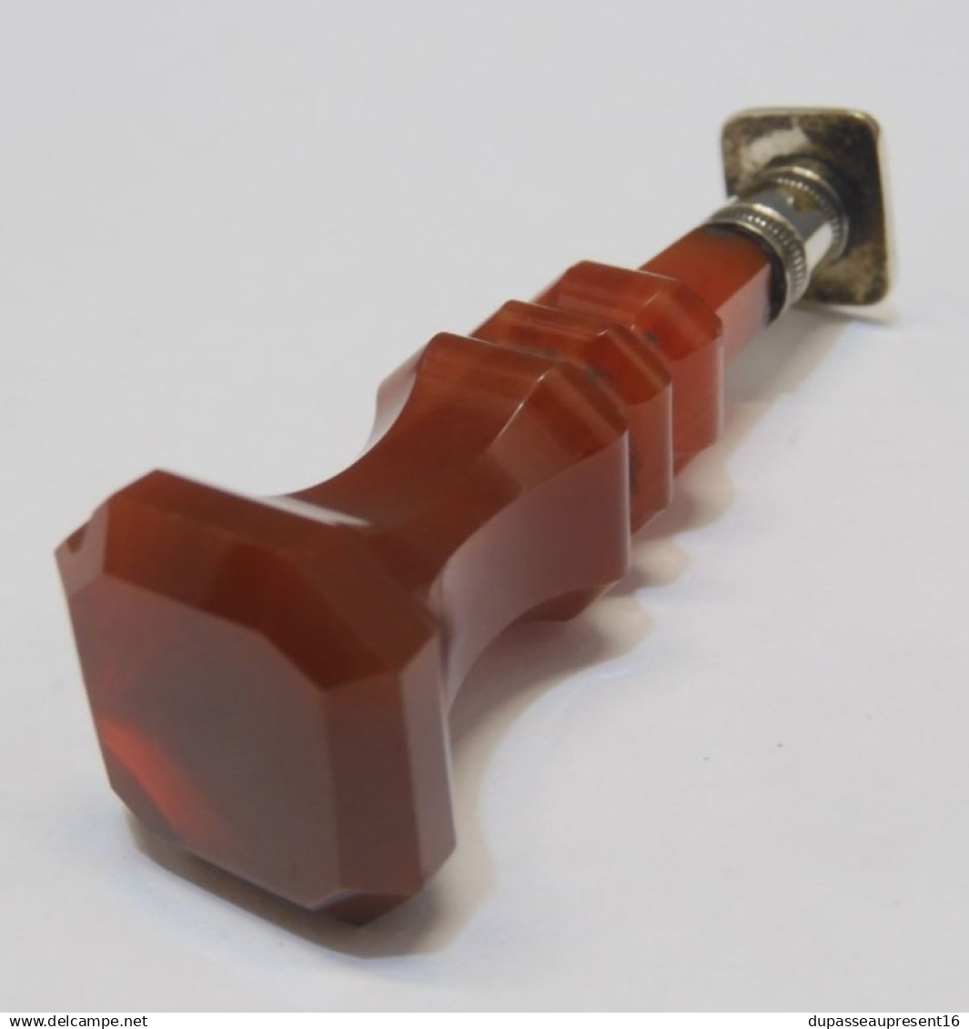 -SCEAU ANCIEN MANCHE AGATE BASE METAL Argenté MONOGRAMME H.T ou TH   E
