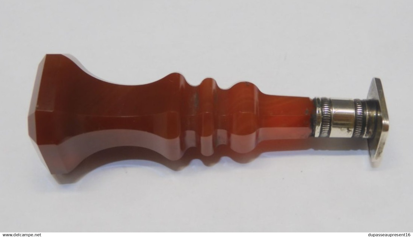 -SCEAU ANCIEN MANCHE AGATE BASE METAL Argenté MONOGRAMME H.T ou TH   E
