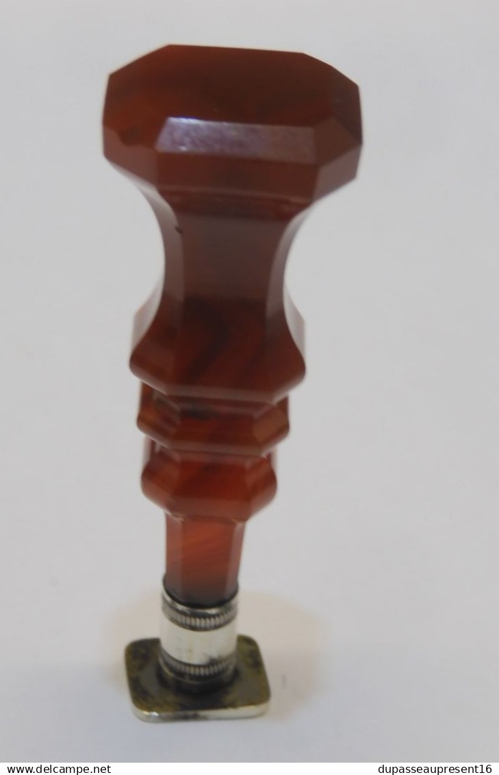 -SCEAU ANCIEN MANCHE AGATE BASE METAL Argenté MONOGRAMME H.T ou TH   E