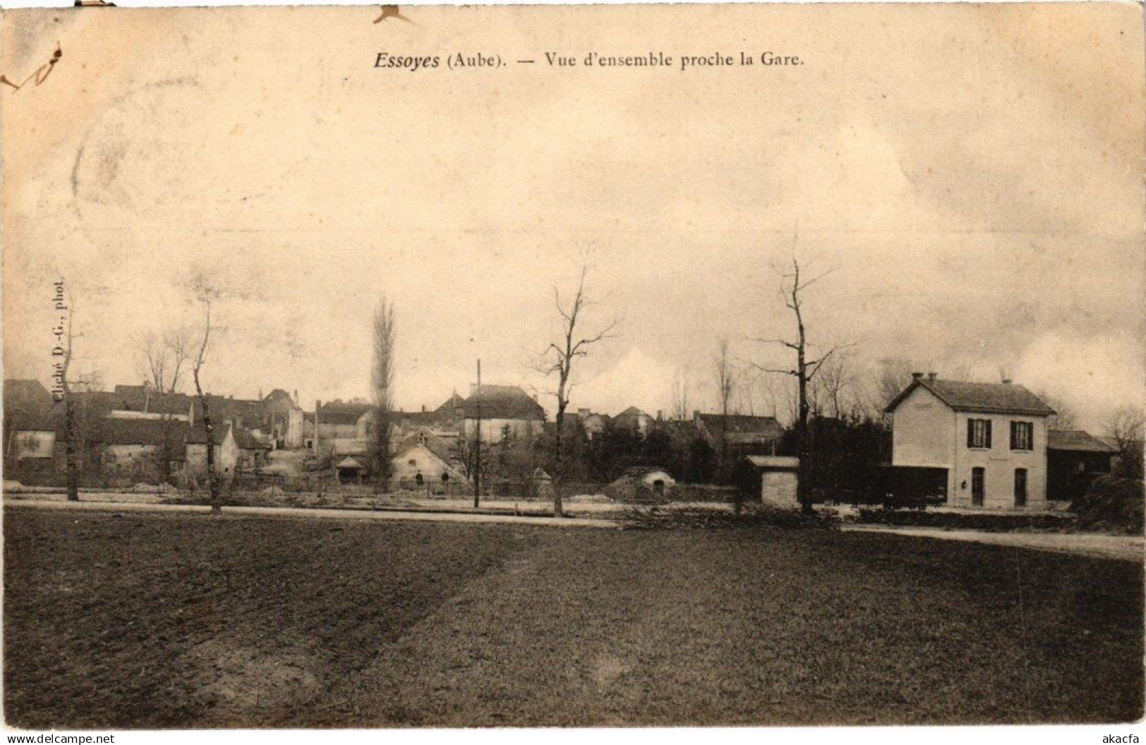 CPA ESSOYES - Vue D'ensemble Proche La Gare (71314) - Essoyes