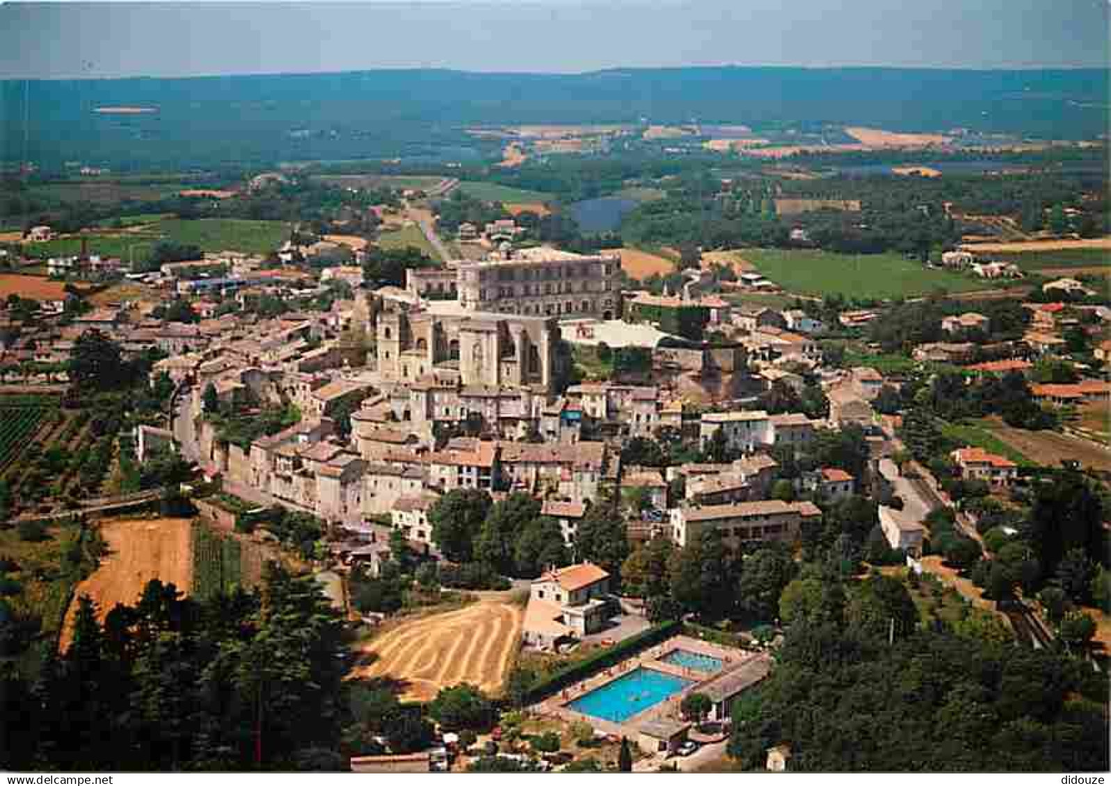 26 - Grignan - Vue Générale Aérienne - CPM - Voir Scans Recto-Verso - Grignan